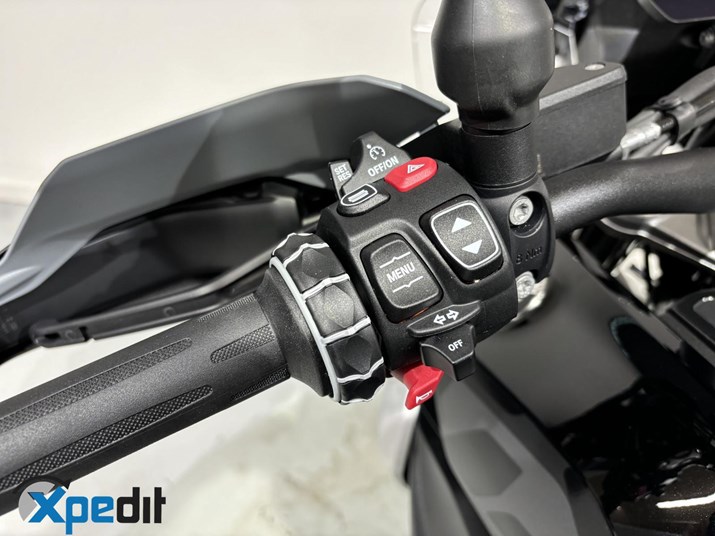 BMW R 1300 GS BMW R 1300 GS